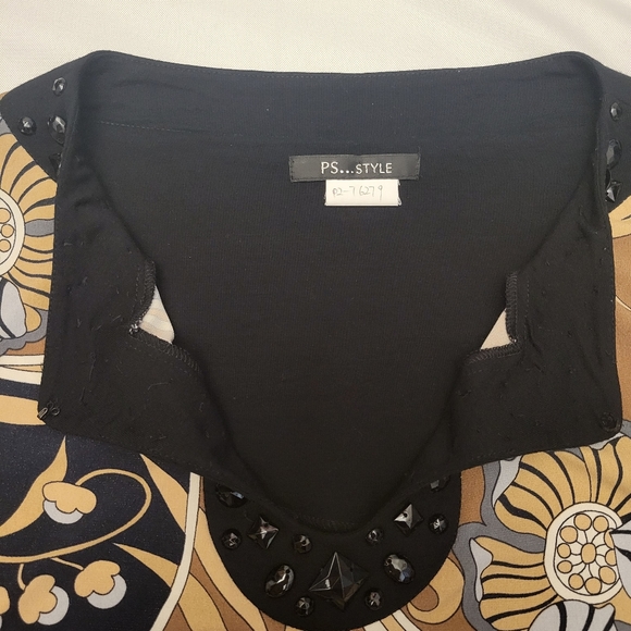 Abstract Pattern Dress - Picture 9 of 10